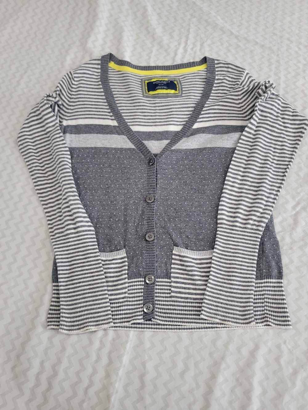 American Eagle Outfitters Gray & White Striped V-Neck Button Cardigan